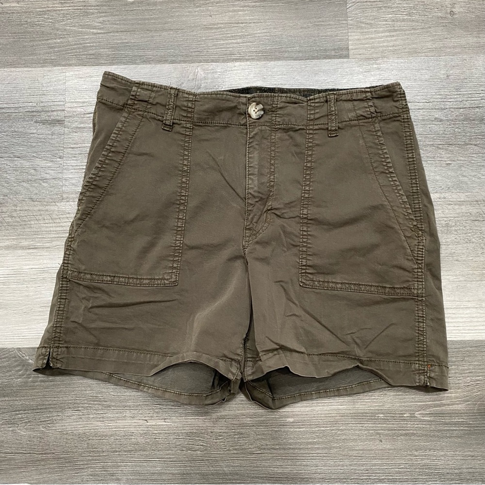 658 Maurices Olive Green Cargo Shorts Utility Safari Mid Rise cotton 10